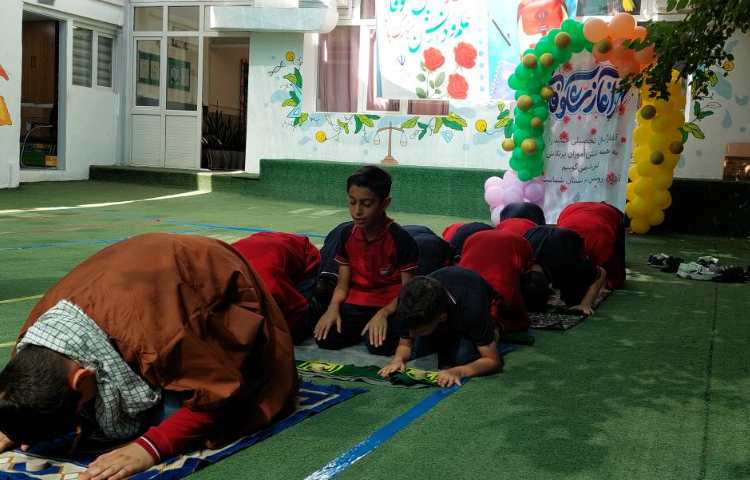 برپایی نماز جماعت 7