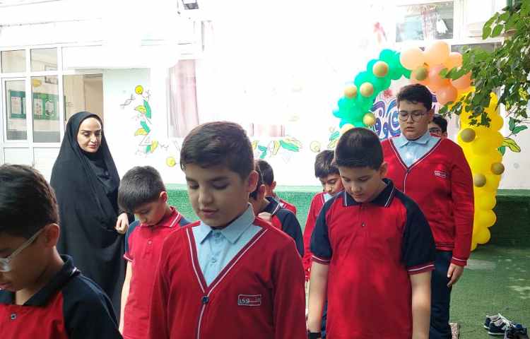 برپایی نماز جماعت 8