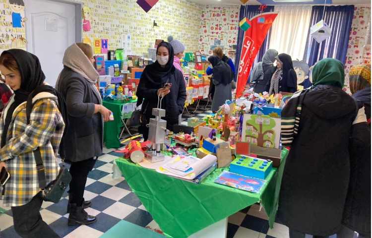 :برپایی نمایشگاه دستاوردهای دانش آموزان در دهه فجر 41