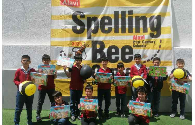 برگذاری مسابقات spelling bee 16