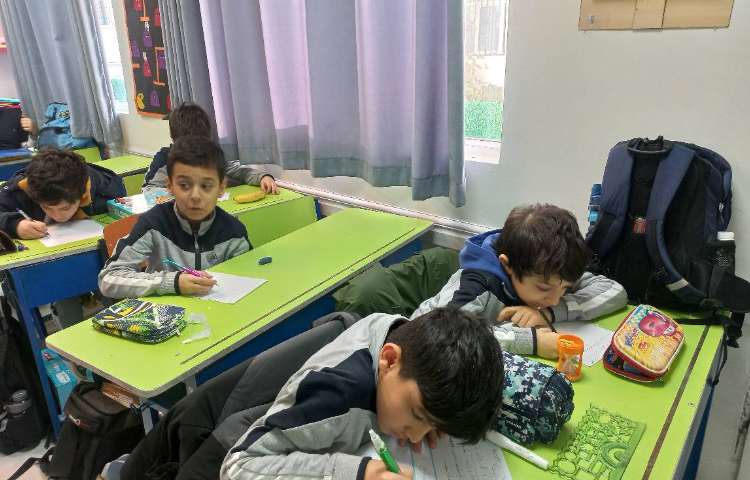 برگزاری آزمونک علوم (درس ششم، سنگ ها)