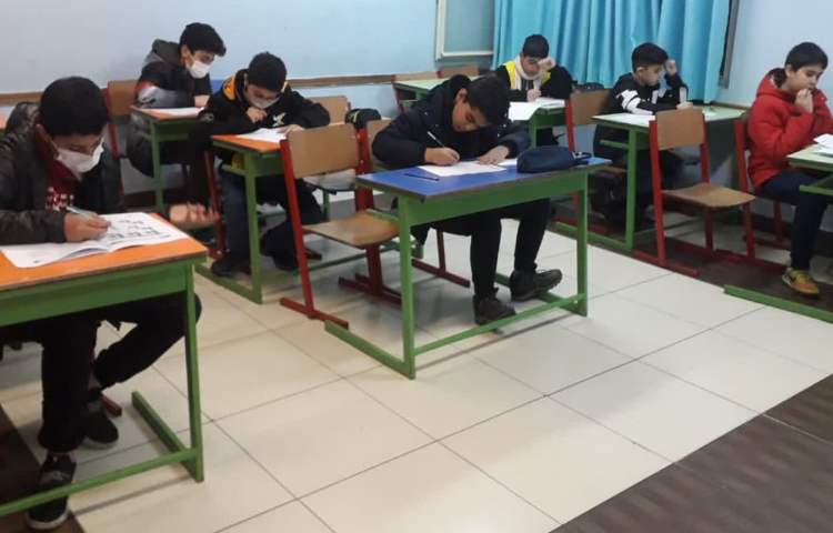 برگزاری آزمون تیزهوشان دانش آموزان پنجم و ششم دبستان علوی