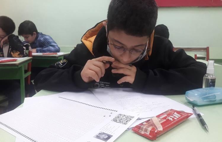 برگزاری آزمون تیزهوشان پایه پنجم و ششم دبستان 14