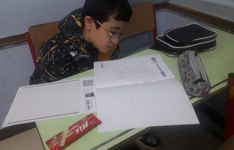 برگزاری آزمون تیزهوشان پایه پنجم و ششم دبستان 4