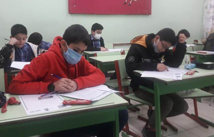 برگزاری آزمون تیزهوشان پایه پنجم و ششم دبستان 9