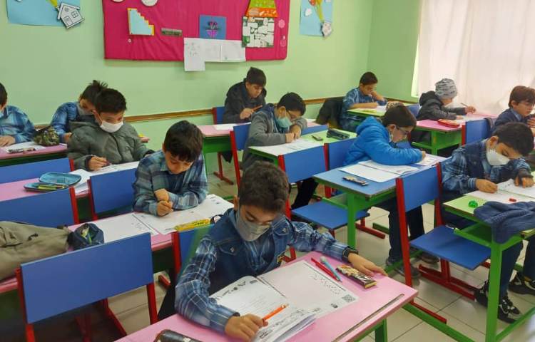 برگزاری آزمون تیمز و پرلز دبستان علوی 4