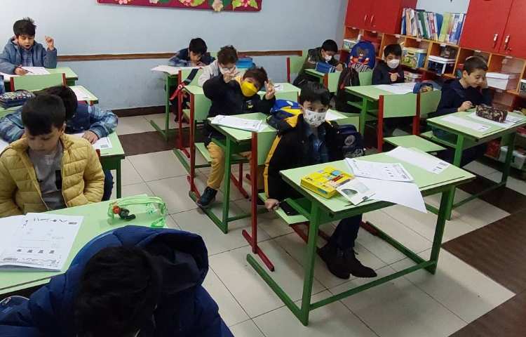 برگزاری آزمون تیمز و پرلز دبستان علوی 9