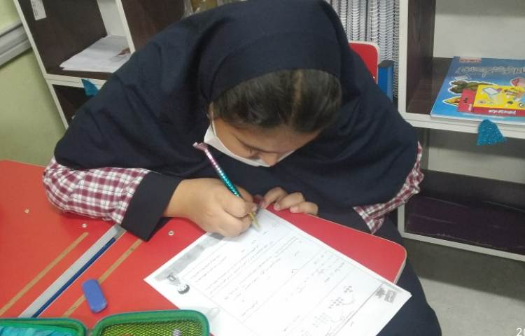 برگزاری آزمون ریاضی 2