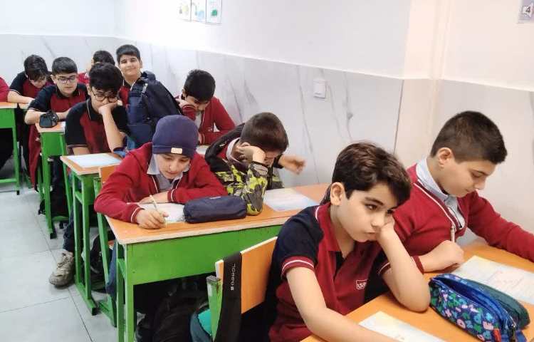 برگزاری آزمون ریاضی 3