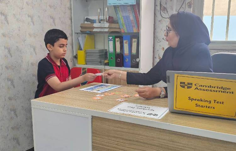 برگزاری آزمون speaking شرکت کنندگان آزمون Cambridge پایه سوم سطح starters 2 9