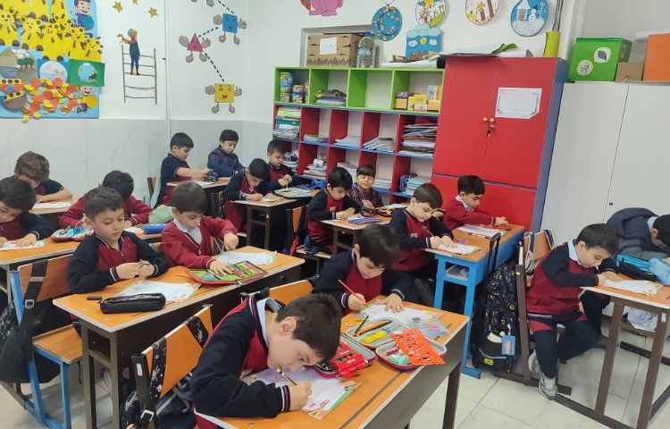 برگزاری آزمون علوم مدادقرمز 2 در کلاس برگزار شد. 1