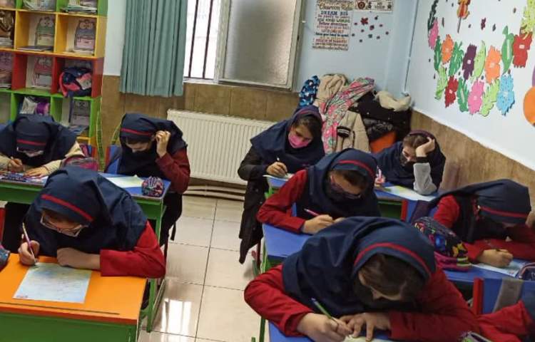 برگزاری آزمون فارسی 4