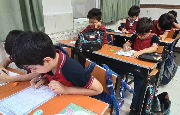 برگزاری آزمون مداد سیاه - جمع بندی درس ریاضی 4