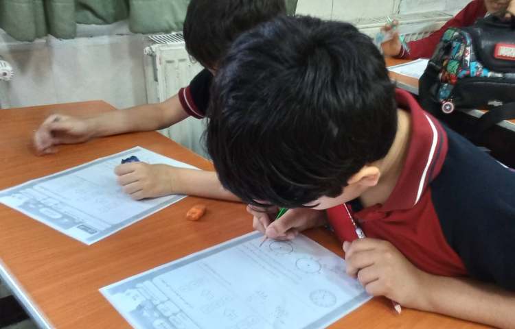 برگزاری آزمون مداد سیاه - جمع بندی درس ریاضی 5