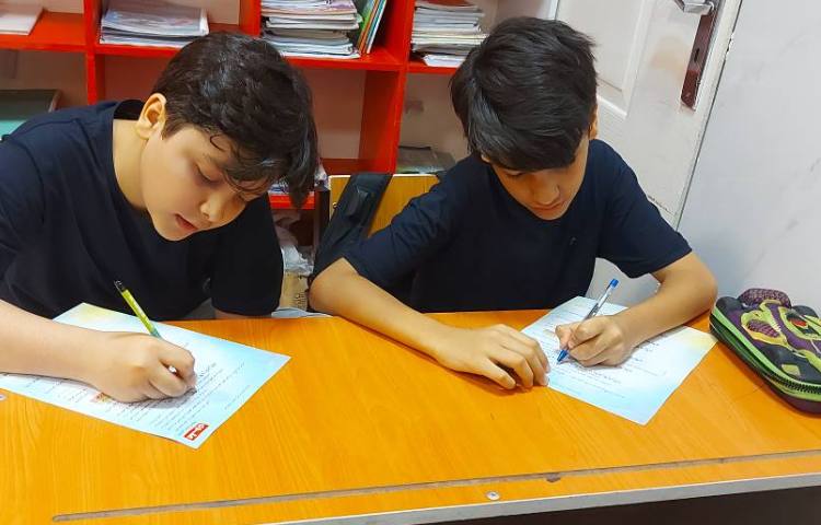 برگزاری آزمون مداد‌قرمز 4 3