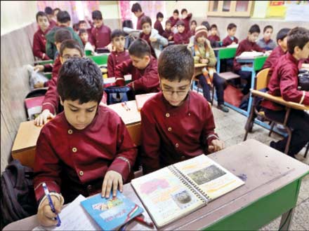 ممنوعیت برگزاری آزمون ورودی و اخذ وجه در مدارس هیئت امنایی