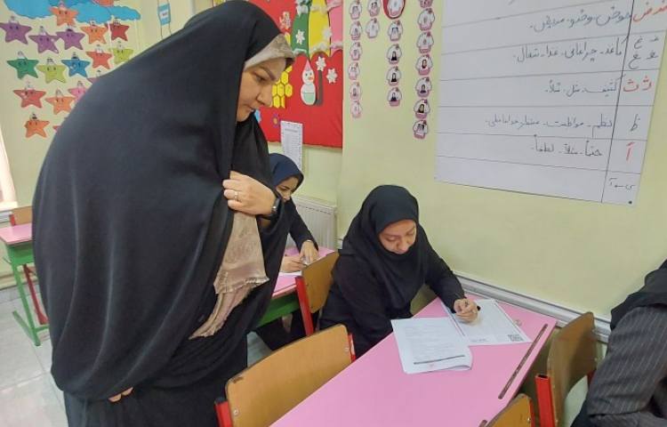 برگزاری آزمون هماهنگ ضمن خدمت آموزگاران پایه 6