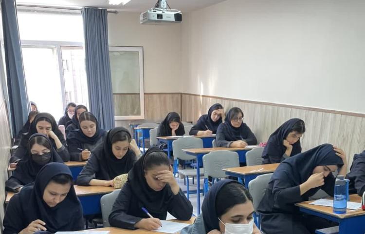 برگزاری آزمون همگام(تشریحی) پایه یازدهم 1403-1402