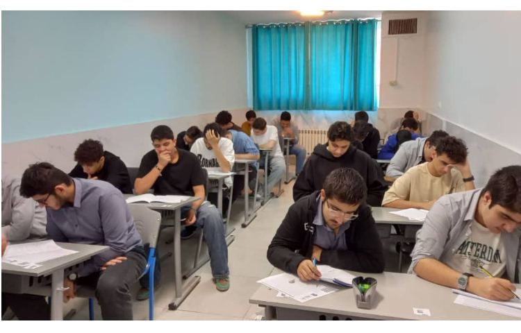 : برگزاری آزمون پیشروی 1 دانش آموزان پایه دهم و یازدهم 4