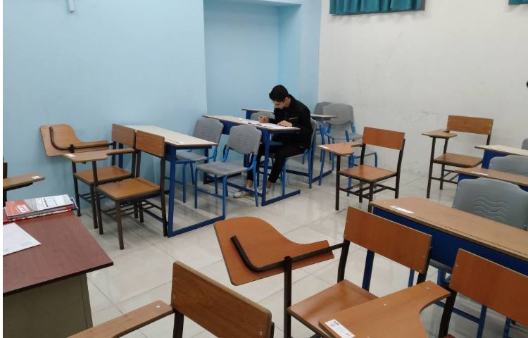 برگزاری آزمون پیشروی3 4