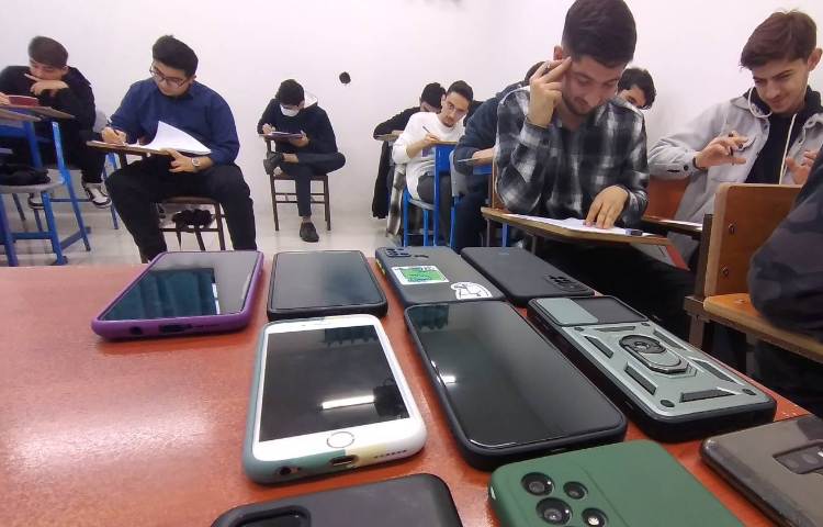 برگزاری آزمون پیشروی3 5