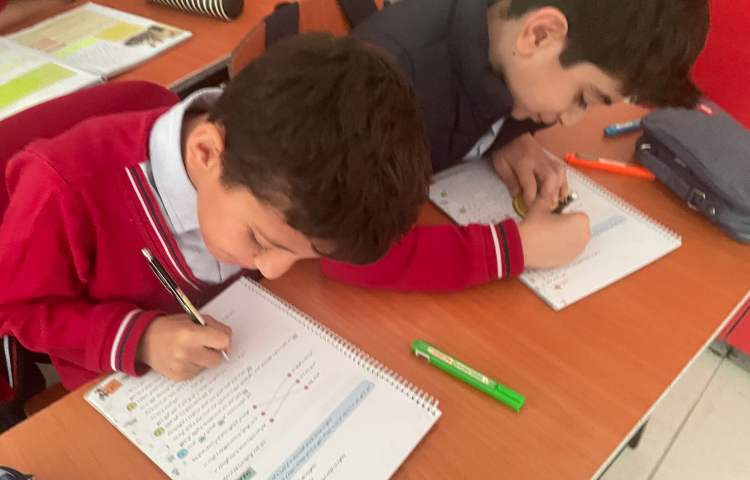 برگزاری آزمون گونیا درس فارسی 3