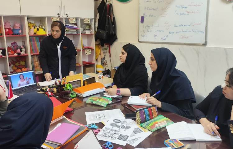 برگزاری اتاق فکر زبان انگلیسی 6