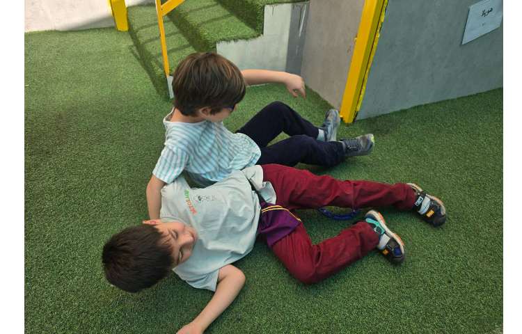 برگزاری اردوی بازی زی در پایگاه تابستانی 67