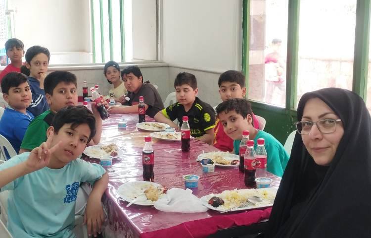 برگزاری اردوی دانش آموزی پایان سال تحصیلی در اردوگاه مازندران 11