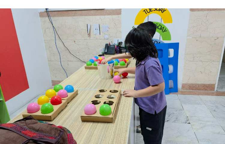 برگزاری اردوی زبان انگلیسی در چهارمین هفته پایگاه تابستانی 55