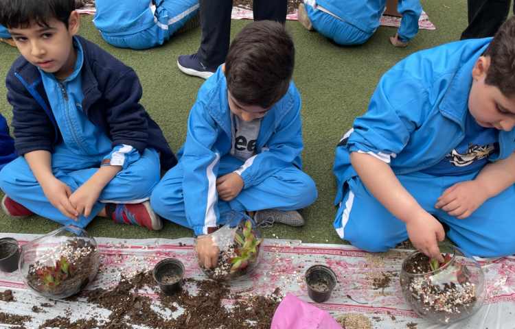 :برگزاری اردوی علمی_تفریحی درون مدرسه ای ویژه پایه های دوم و سوم 11