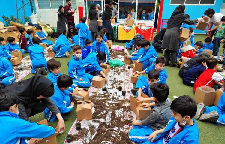 :برگزاری اردوی علمی_تفریحی درون مدرسه ای ویژه پایه های دوم و سوم 29