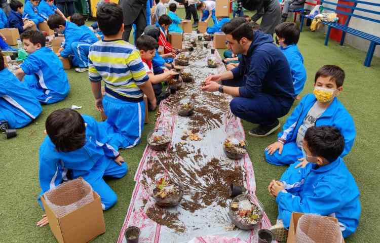 :برگزاری اردوی علمی_تفریحی درون مدرسه ای ویژه پایه های دوم و سوم 31