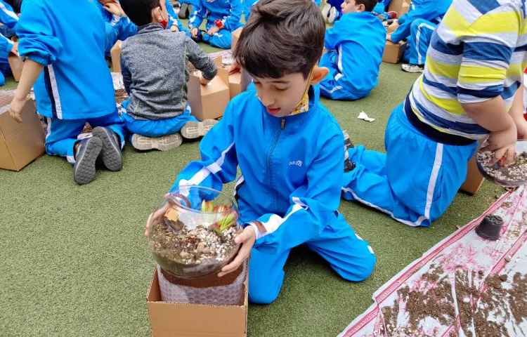 :برگزاری اردوی علمی_تفریحی درون مدرسه ای ویژه پایه های دوم و سوم 33