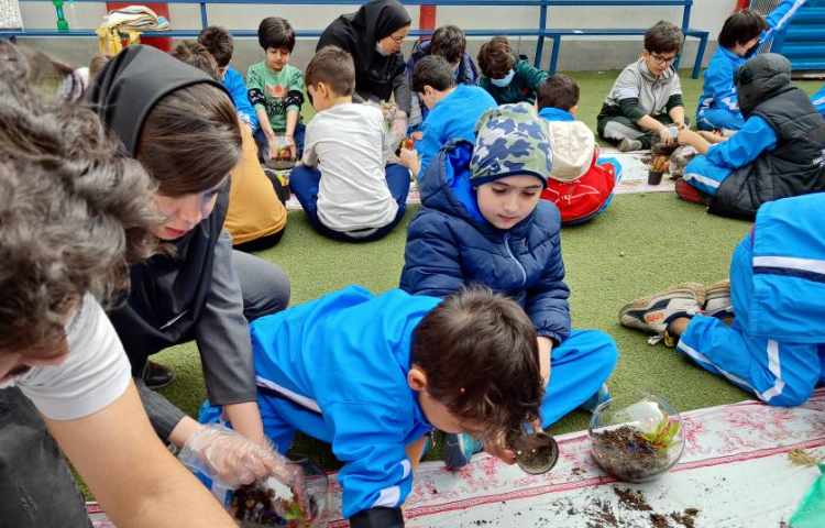 :برگزاری اردوی علمی_تفریحی درون مدرسه ای ویژه پایه های دوم و سوم 35