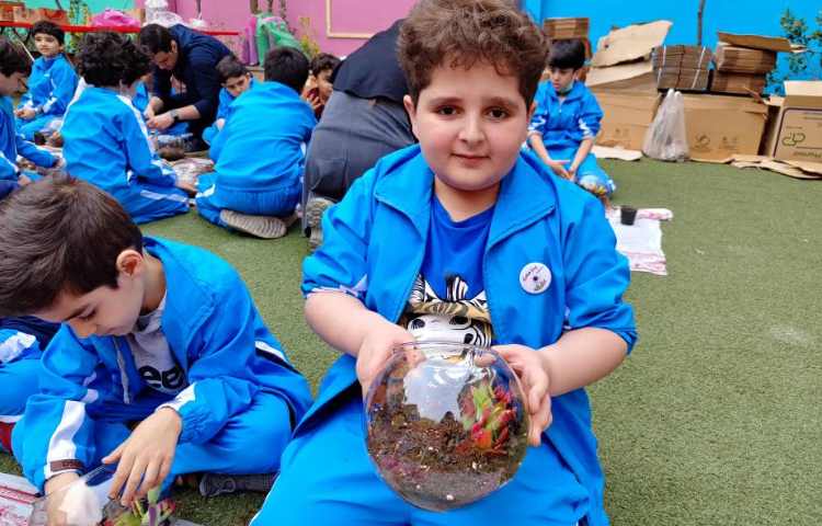 :برگزاری اردوی علمی_تفریحی درون مدرسه ای ویژه پایه های دوم و سوم 39