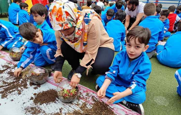 :برگزاری اردوی علمی_تفریحی درون مدرسه ای ویژه پایه های دوم و سوم 41