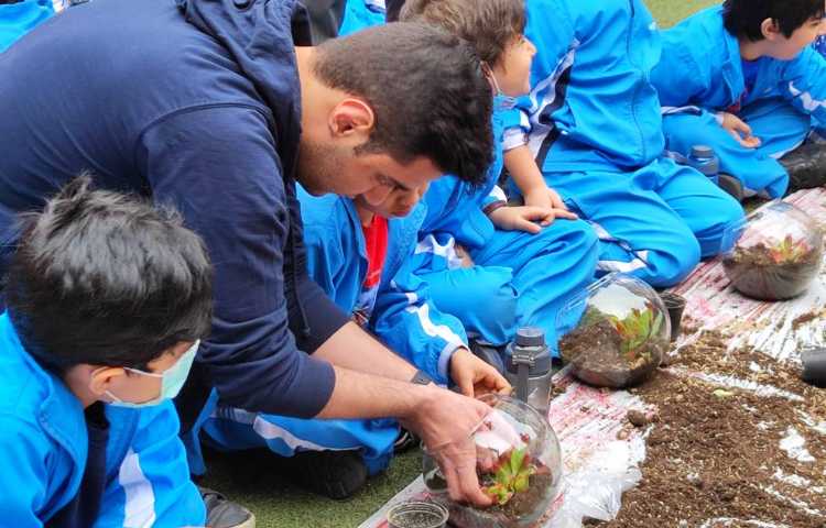 :برگزاری اردوی علمی_تفریحی درون مدرسه ای ویژه پایه های دوم و سوم 42