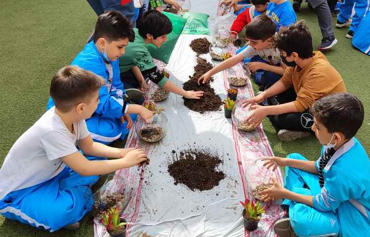 :برگزاری اردوی علمی_تفریحی درون مدرسه ای ویژه پایه های دوم و سوم