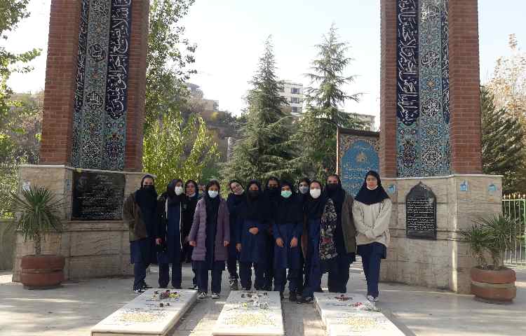 برگزاری اردوی فرهنگی از مزار شهدا