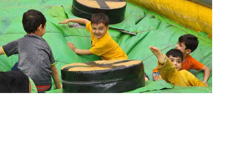 برگزاری اردوی فوتبال حبابی 7