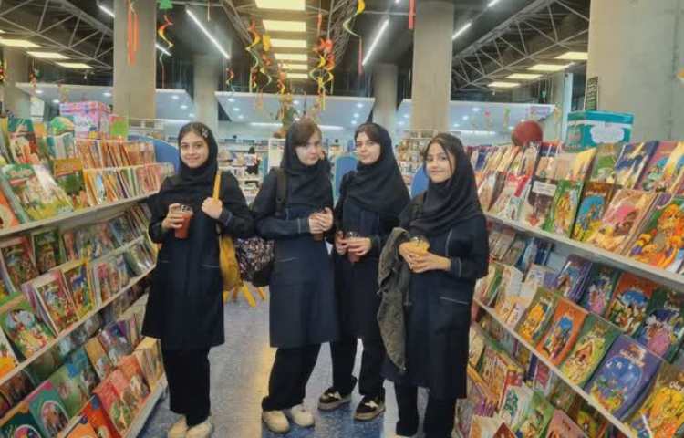 برگزاری اردو باغ کتاب 1