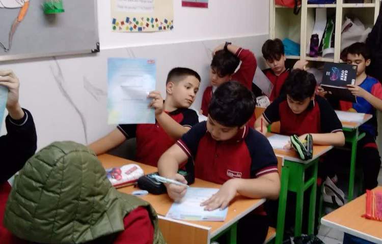 برگزاری ارزشیابی فارسی مداد قرمز 2