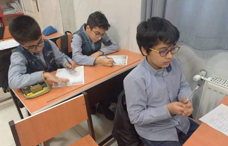 برگزاری ازمون سنجش سوادمالی 1