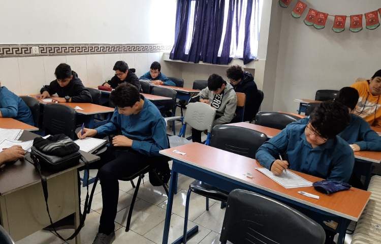 برگزاری امتحانات پایان نوبت اول 3