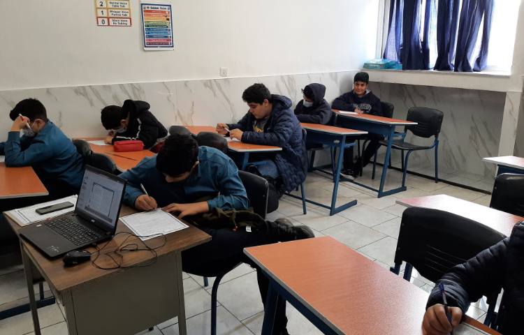 برگزاری امتحانات پایان نوبت اول 4