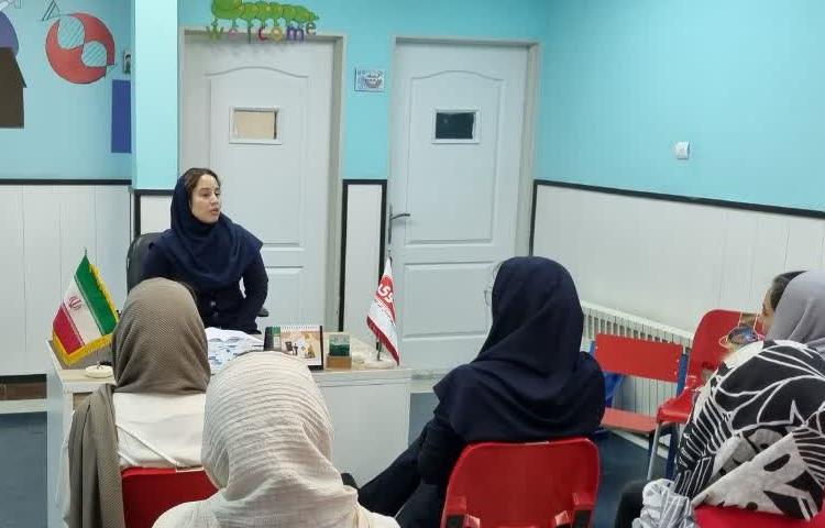 برگزاری اولین جلسه اولیاء در سال تحصیلی جدید 10