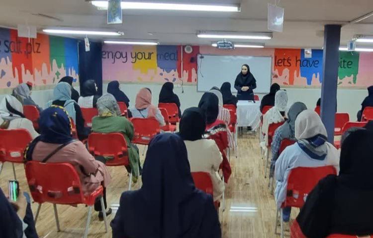 برگزاری اولین جلسه اولیاء در سال تحصیلی جدید 14