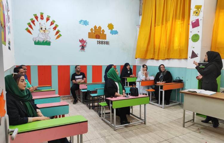 برگزاری اولین جلسه اولیاء و مربیان در سال تحصیلی 1403-1402 در مرداد ماه 4