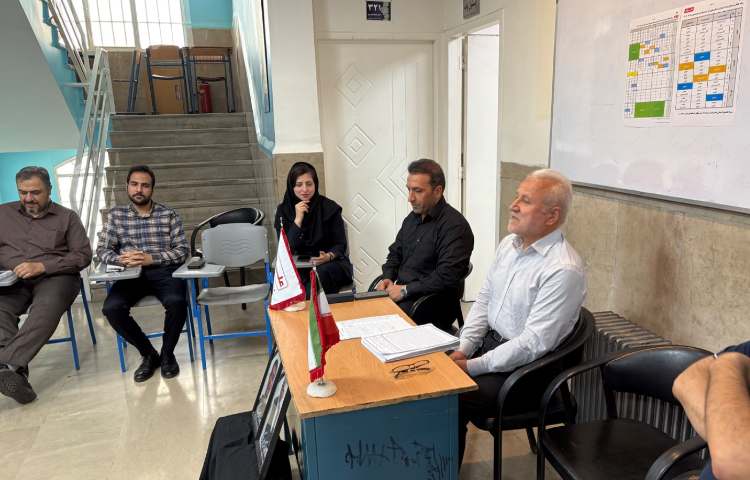 برگزاری اولین جلسه شورای دبیران 8